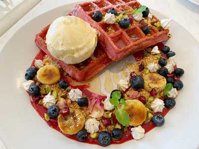 Dear Friend, Cafe & Restaurant