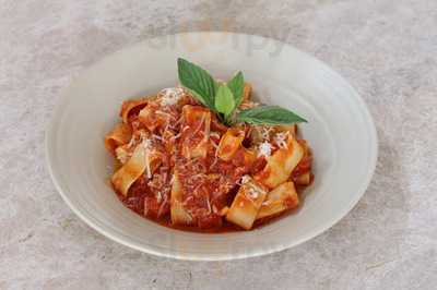 Dear Friend, Cafe & Restaurant