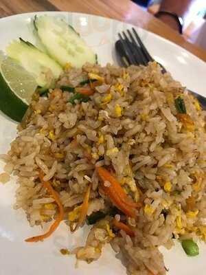 ผัดไทยหอนาฬิกา