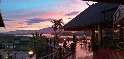 เดอะบอเดอร์วิว