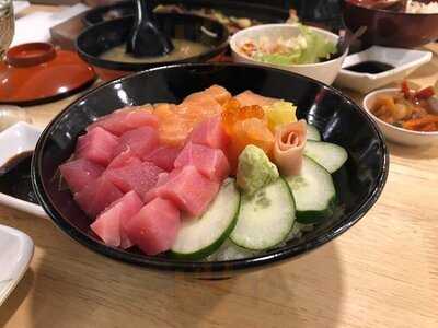 ซาชิมิ เลิฟเวอร์ส