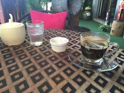 ร้านกาแฟดอยช้าง