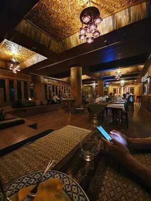 ขันโตก ไทย คูซีน