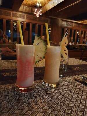 ขันโตก ไทย คูซีน