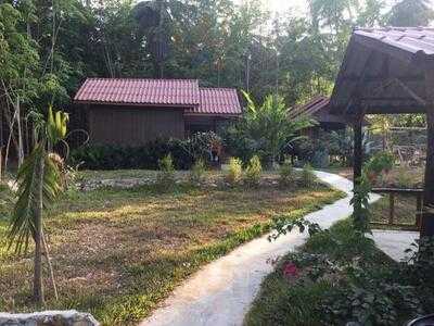 ร้านอาหารบ้านทับกัด