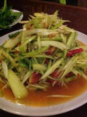 ร้านอาหารบ้านทับกัด