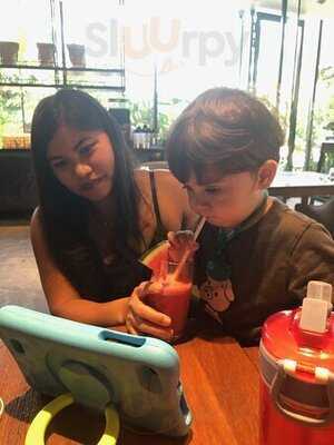 Fresca Kitchen's & Deli