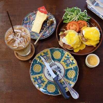 เดอะ เนบอร์ คาเฟ่