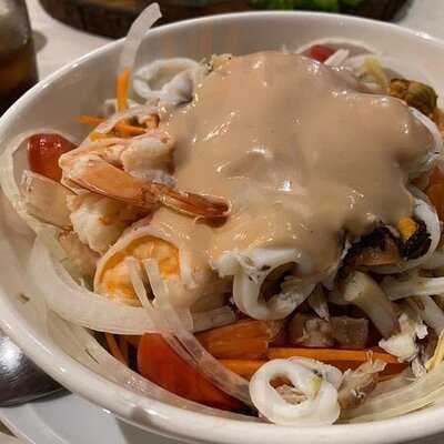 บริษัทรอสโซ่วีโว่จำกัด