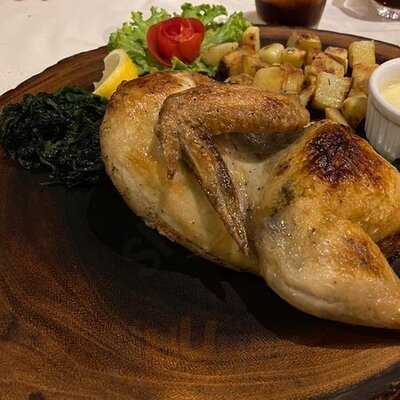 บริษัทรอสโซ่วีโว่จำกัด