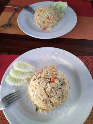 Kallot's Restaurant & Bar