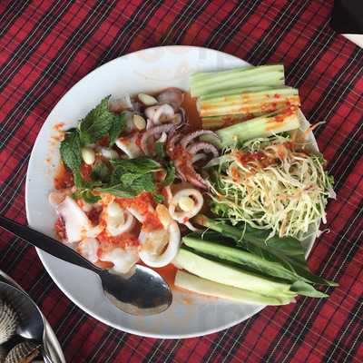 กระชังบังหมุดซีฟู้ด (เจริญซีฟู้ด)