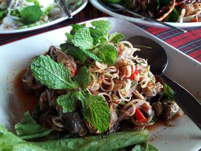 กระชังบังหมุดซีฟู้ด (เจริญซีฟู้ด)