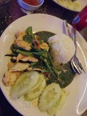 ฟิชบาร์แอนด์เรสเทอรอง