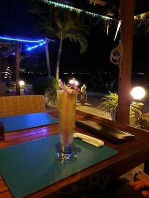 Friendship Beach Resort & Spa By Icheck Inn