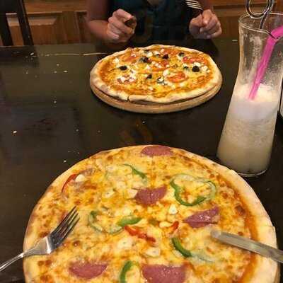 อมิโก้เรสโต้