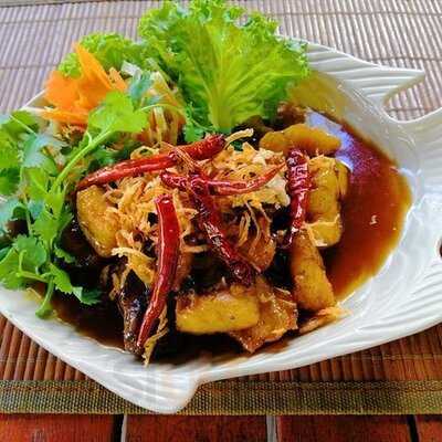 ร้านอาหารเรือนคำ​