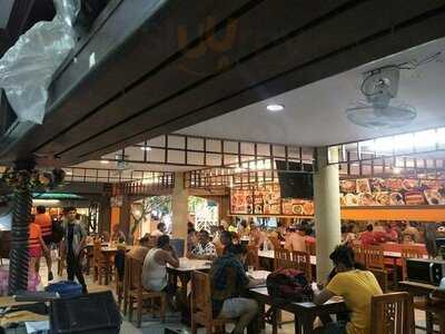 ชาวเกาะค๊อฟฟี่เฮ้าส์