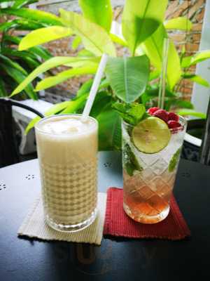 เดอะ ซีเคร็ท การ์เด้น