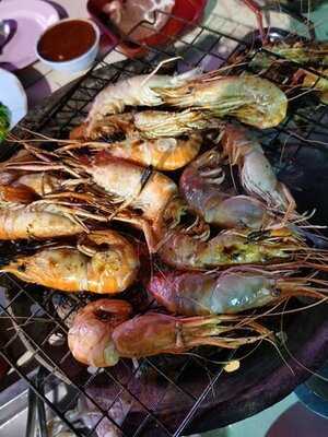 ริมรั้ว กระทะร้าน