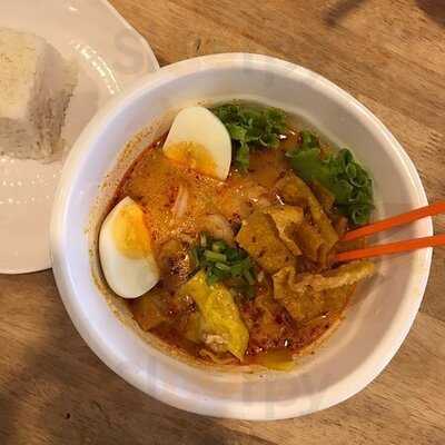 ก๋วยเตี๋ยวหลุดโลก