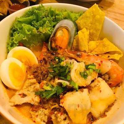 ก๋วยเตี๋ยวหลุดโลก