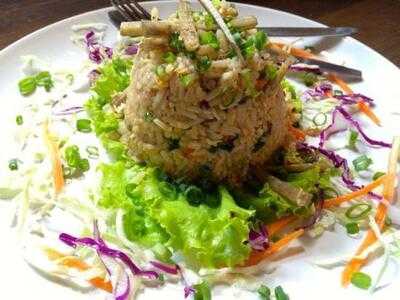 ดินดี คาเฟ่ 