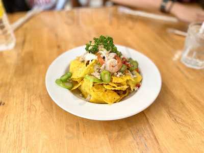 ก๋วยเตี๋ยวเรือ อองตอง