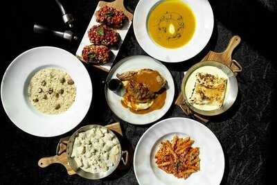 ฟาโวล่า 