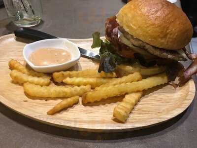 รูท วัน บาร์ แอนด์ กริลล์