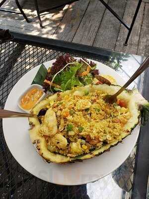 บ้านบุรี คาเฟ่ แอนด์ เรสเทอรองค์