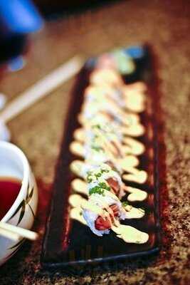 Tsunami Sushi Bar