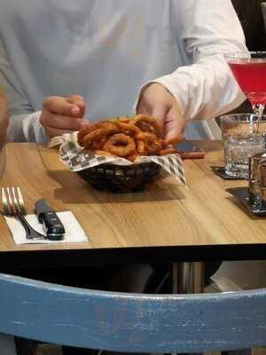 เดอะ คอฟฟี่ คลับ - ท่าแพ