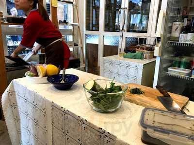 แบร์ฟุต คาเฟ่