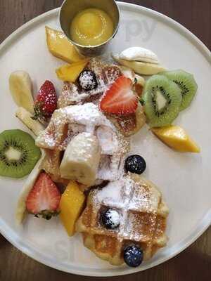 Ember Coffee & Eatery