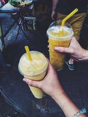 เเอดดี้ แฮปปี้ เรสเตอรองท์