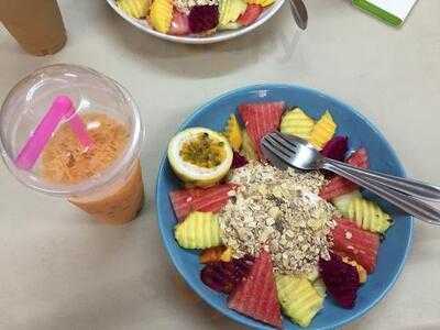 เเอดดี้ แฮปปี้ เรสเตอรองท์