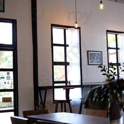 Cottontree Coffee And Cafe