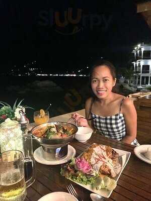 ซีไซด์ บาร์แอนด์เรสเทอรองท์