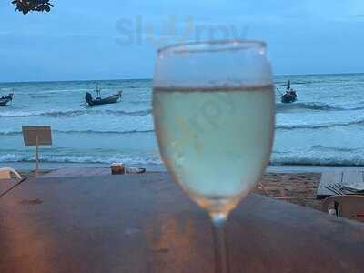 ห้องอาหาร ทรายรีฮัท