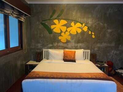 ห้องอาหาร ทรายรีฮัท