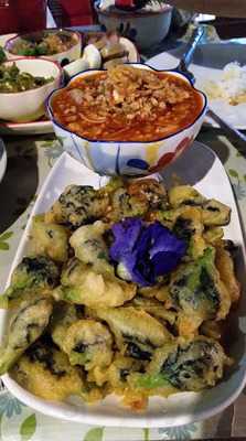 ครัวหลองข้าว บาย อีฟส์ ควิซิน