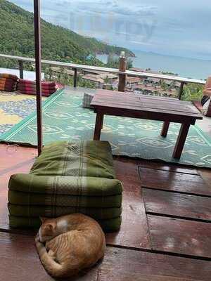 Mae Haad Tree House Bar