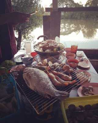 ลองแล หมูกระทะและปิ้งย่าง