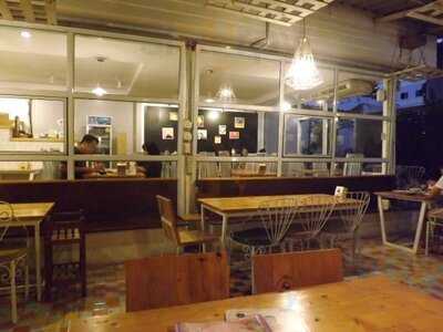 ร้านอาหาร เกียรตินำ