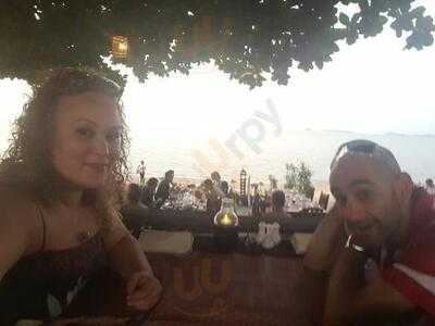 ฟิชเชอร์แมนวิลเลจเรสเตอรองท์