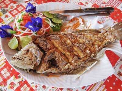 ร้านอาหาร ยูโทเปีย