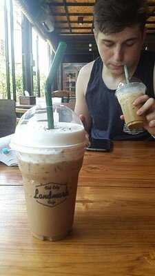 โอลด์ ซิตี้ แลนด์มาร์ค คาเฟ่
