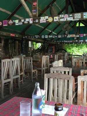 แก่งสัก สวนอาหาร