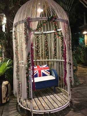 ร้านอาหารบ้านริมบึง